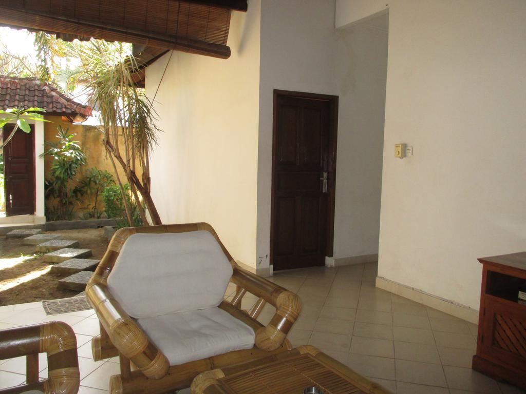 Yuli Bungalows Kuta Lombok Exterior foto